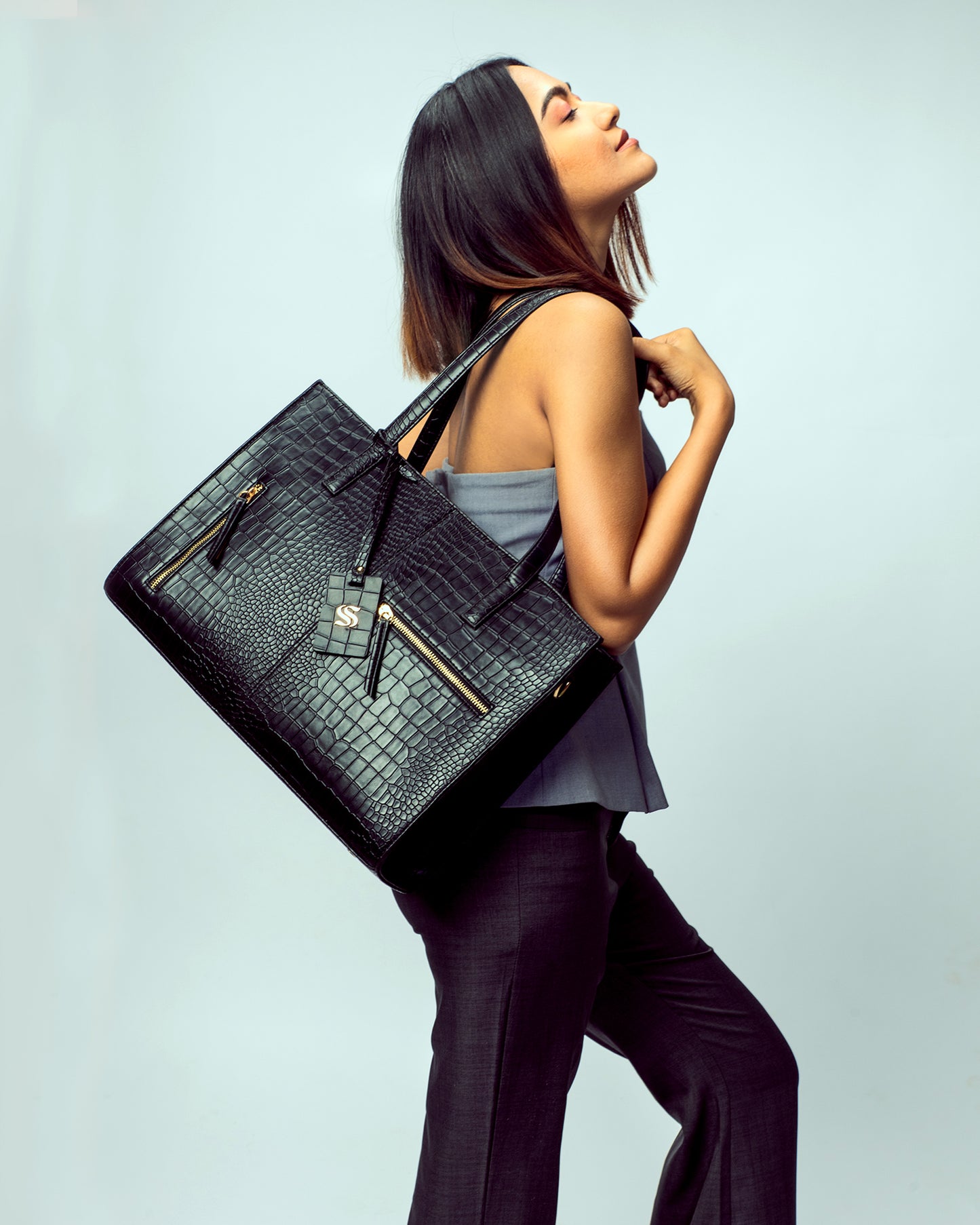 Charcoal Chic Amira Tote bag for 16" laptop