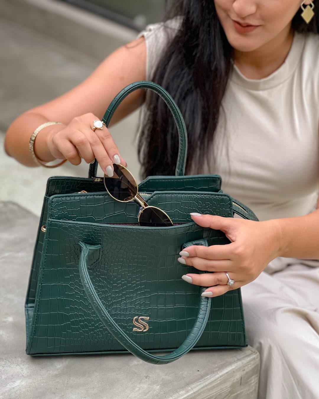 Emerald Elegance Poise Handbag